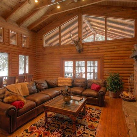 Log Cabin On The Stream Sundance, Utah Luaran gambar
