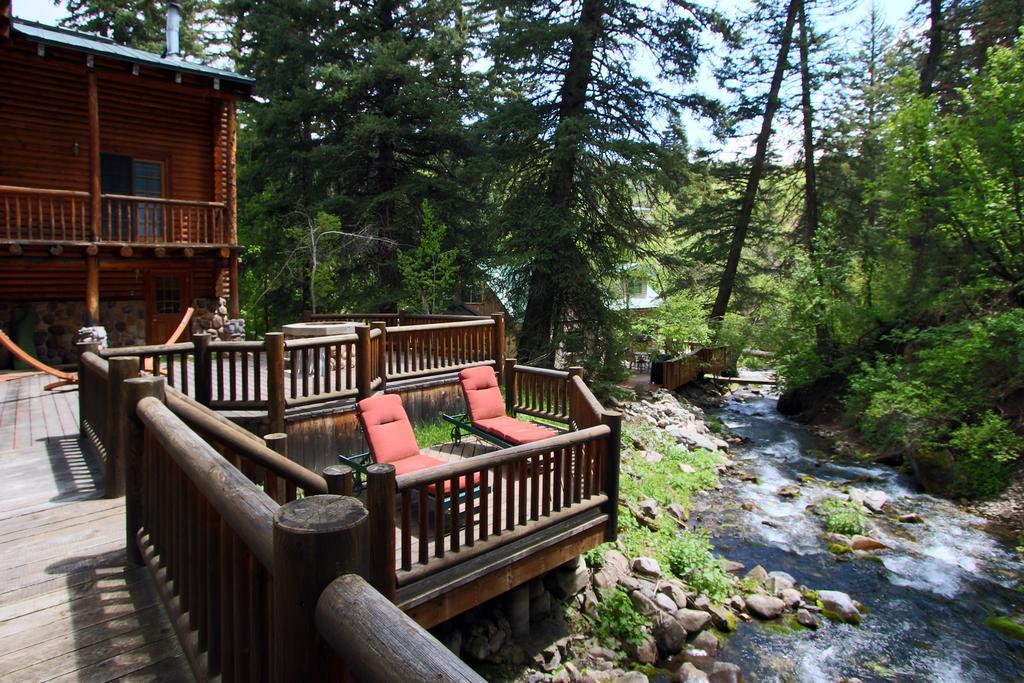 Log Cabin On The Stream Sundance, Utah Luaran gambar